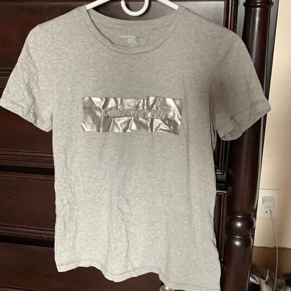Calvin Klein Tee Shirt